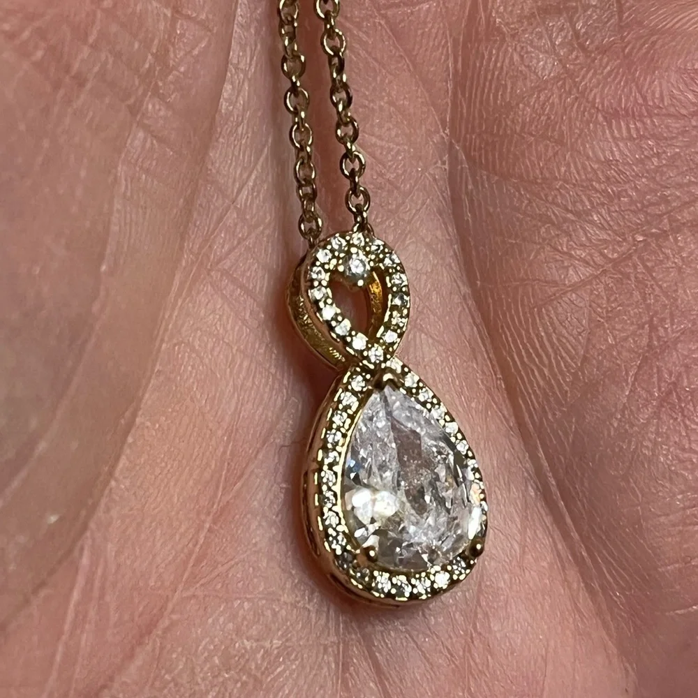 Teardrop Crystal Necklace